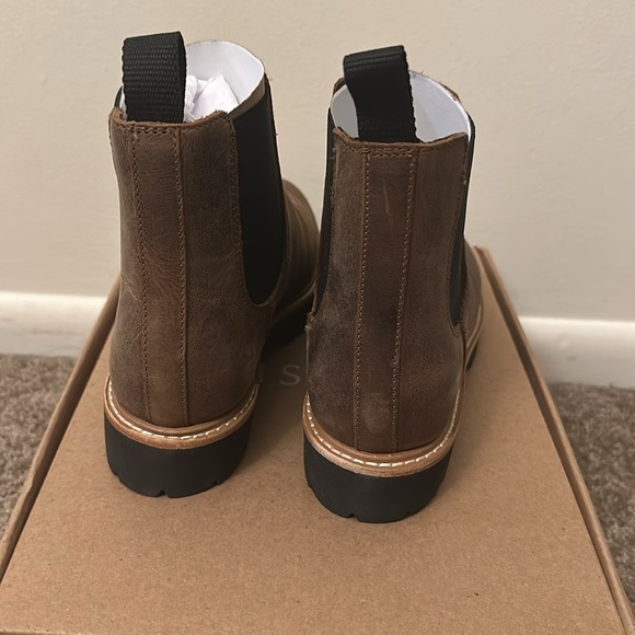 Nisolo Go-To‎ -Lug  Chelsea Boots 2.0 - Picture 5 of 7